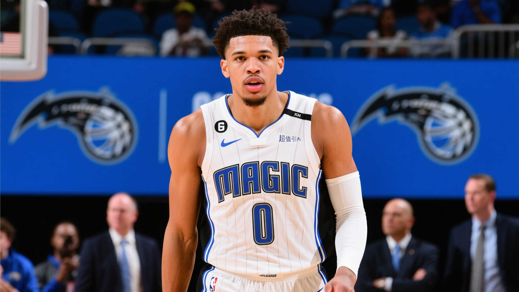 首秀亮相 首秀亮相