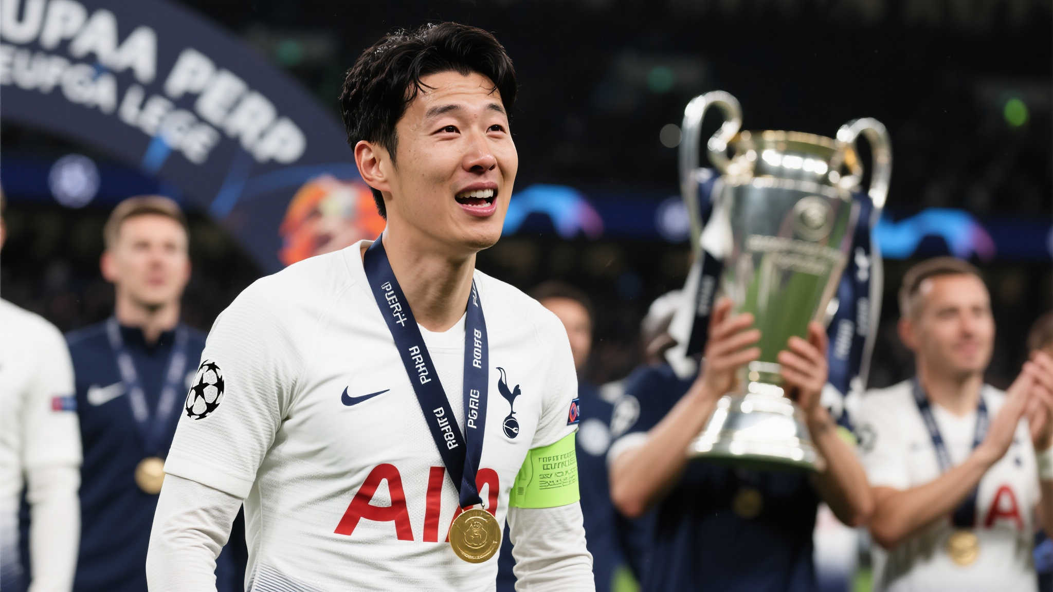 麼他能在比 麼他能在比