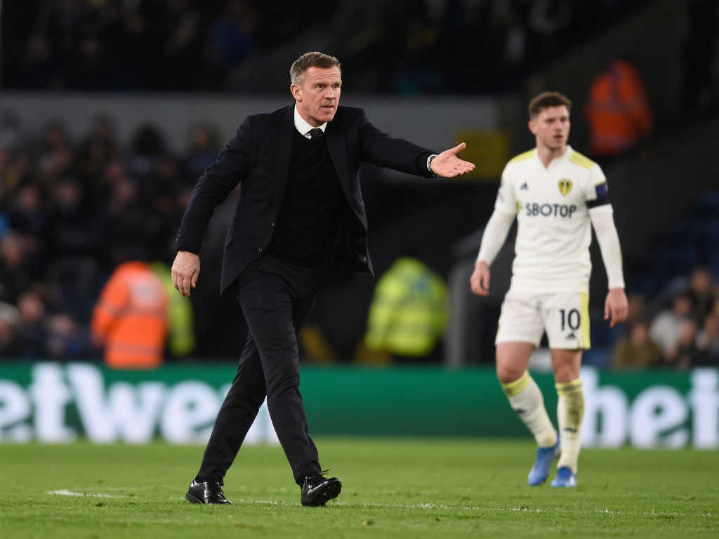 目前他正在 目前他正在