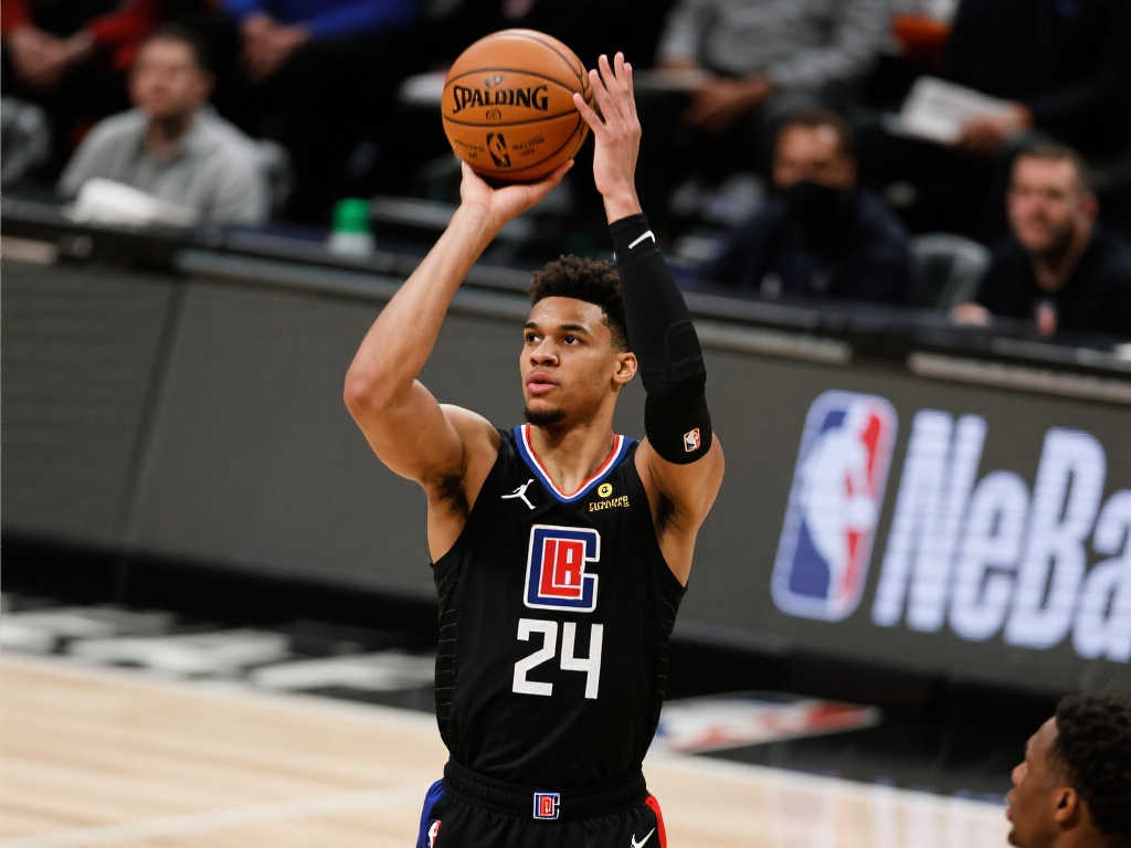 每位球员都 每位球员都